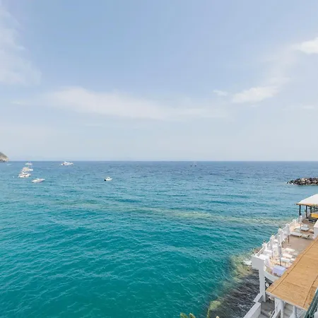 Miramare Sea & Hotell