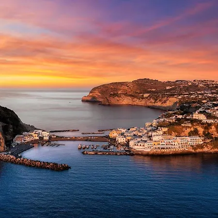 ミラマーレ シー リゾート&スパ Sant'Angelo (Isola d'Ischia)