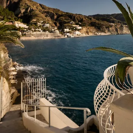Hotell Miramare Sea &