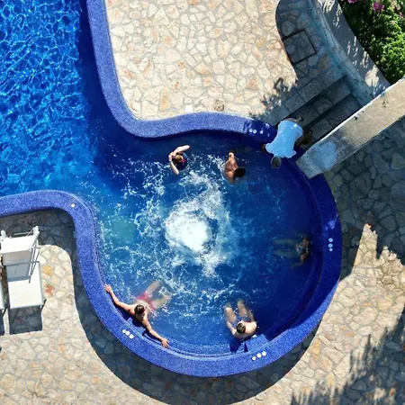 Hotell Miramare Sea & 5*