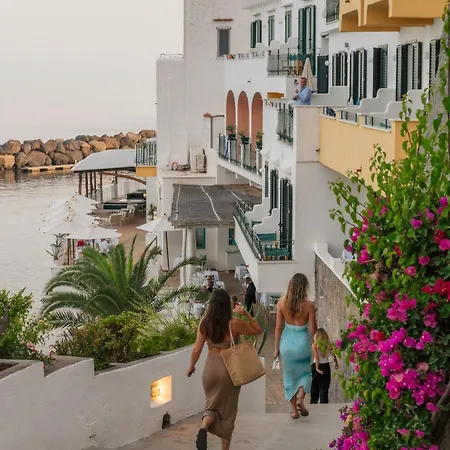Miramare Sea & Hotell
