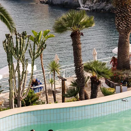 Miramare Sea & 5*